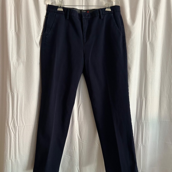 Dockers Men's Navy Blue Straight Fit Workday Stretch Khakis , Size 36W x 32L - Picture 4 of 16